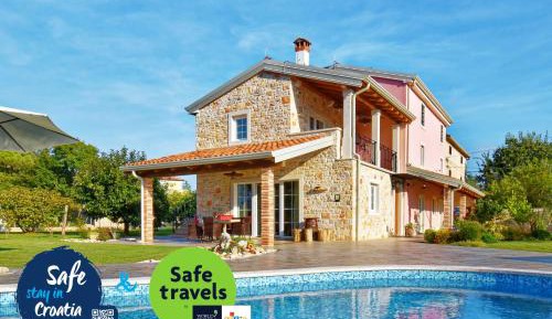 Five Bedroom Villa