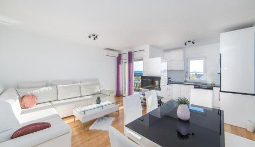 Two bedroom apartment with Balcony