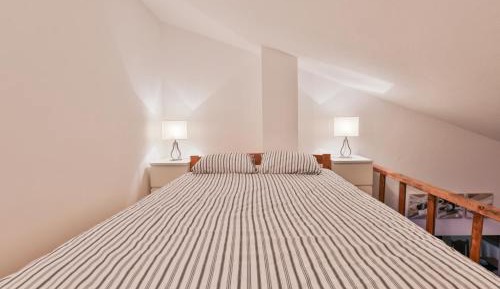 Studio Apartment with Sea View