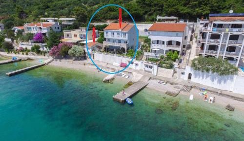 Studio Apartment with Sea View
