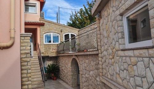 Apartment with Terrace