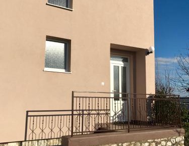 Studio with Balcony