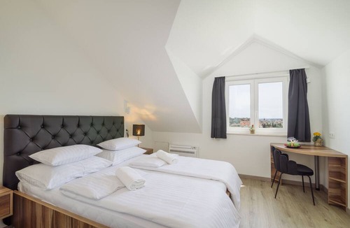 Trogir Hotel | Villa White