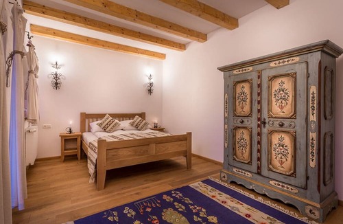 Valcea County House | Hanul Vatra