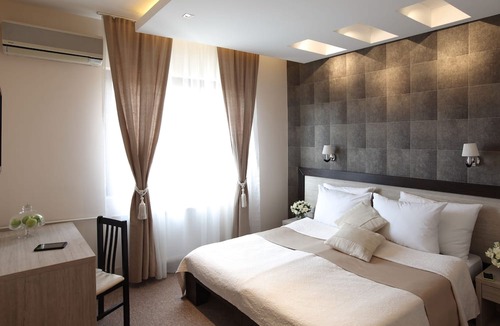 Đeram Hotel | Hotel Vozarev
