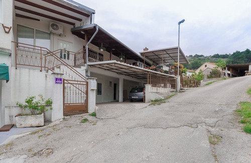 Skradin Apartment | Apartments Up and Down