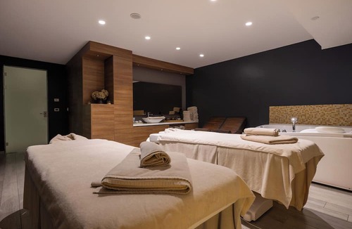 Babin Kuk Hotel | Royal Princess Hotel