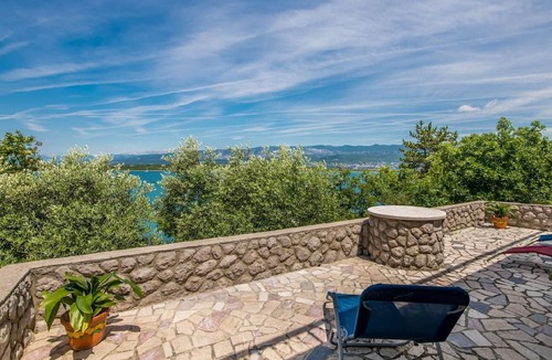 Klimno Apartment | Flat "Biserka" with a view of the water
