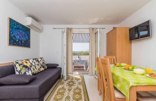 Klimno Apartment | Apartment for 2 persons + 2 children approx. 43 qm in Klimno, Kvarner Bay (Krk)