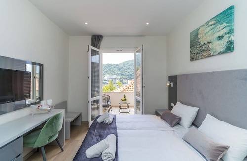 Babin Kuk Hotel | Art Hotel