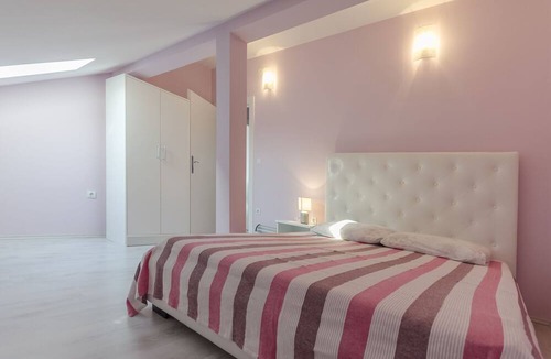 Meterize Apartment | Apartment Golden Sunset