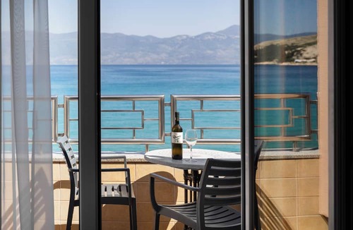 Baska Hotel | Hotel Dobrovit