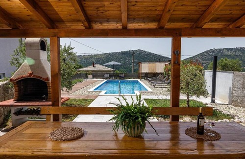 Bribir House | Beautiful holiday home in Bribir with private pool