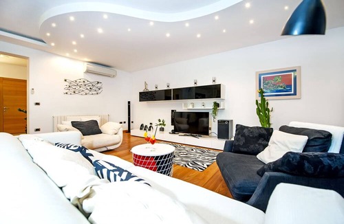 Rovinjsko Selo Villa | Villa Sky