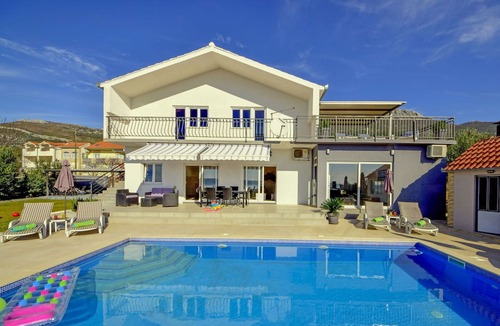 Kastel Stari House | Beautiful private villa for 6 guests with A/C, WIFI, private pool, TV, terrace and parking