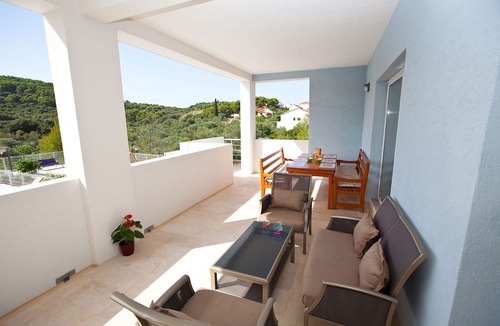 Okrug Donji Villa | Villa Anadi - Quiet Place With Pool