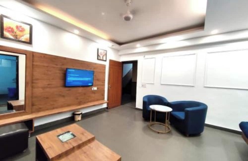 Badarpur Hotel | Hotel Brahman Bhawan