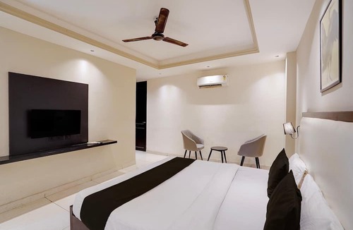 Udyog Vihar House | Deluxecloud Bay