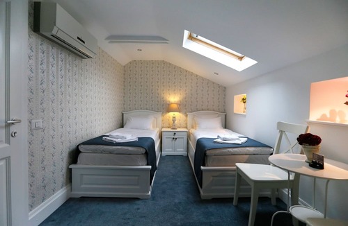 Bucharest Hotel | Les Jardins Carol