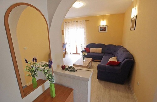 Sukosan Apartment | Two bedroom apartment with terrace Sukošan, Zadar (A-22883-b)