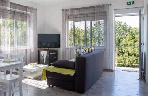 Sodici Apartment | One bedroom apartment with air-conditioning Rijeka (A-21082-a)