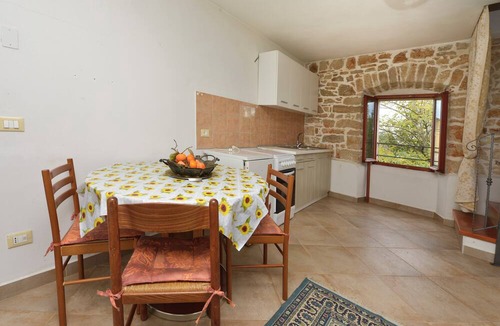 Gedici Apartment | Beautiful stone house in Gedici - Beahost Rentals