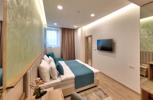 Bisce Polje Hotel | Hotel Emerald