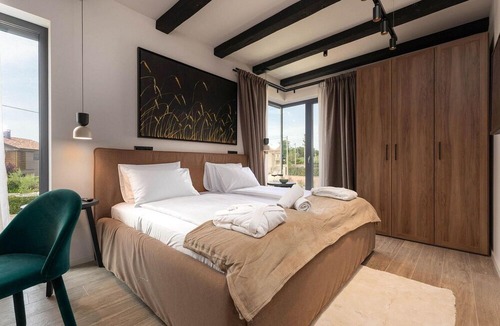 Kadumi House | Villa Pedena, modern villa for 8 guests with pool and wellness only 6 km from the town of Porec and