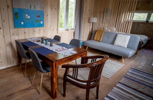 Plaski Apartment | One bedroom apartment (pet friendly) Plaški, Velebit (A-21935-a)
