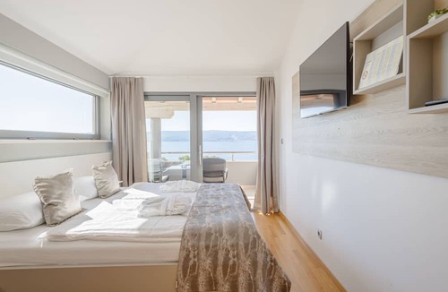 Duce Bed & Breakfast | Rogač Rooms & Restaurant