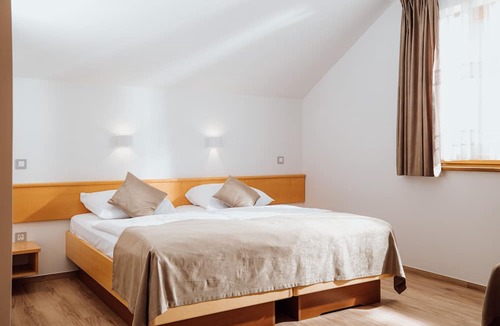 Slovenska Bistrica House | Guesthouse Iršič