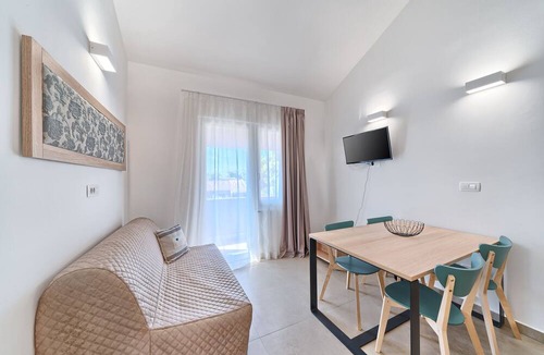 Seget Donji Hotel | Apartments Medena