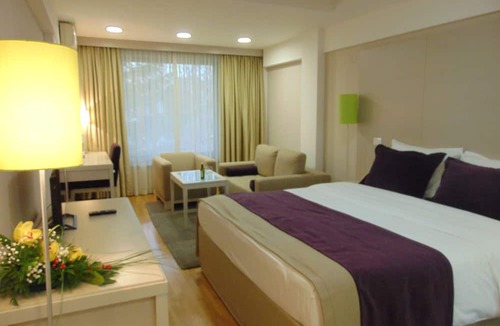 Vozdovac Hotel | Hotel M