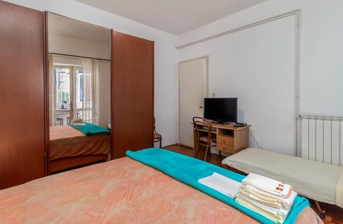 Ika Apartment | 1 bedroom stunning apartment in Ika