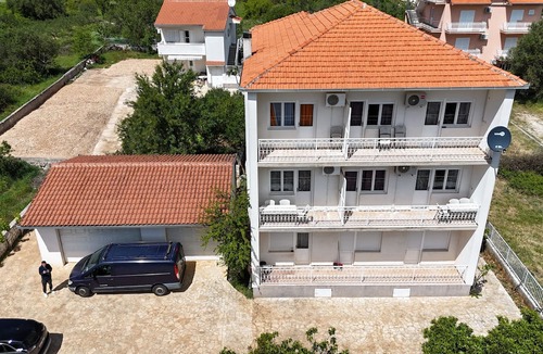 Vinisce Apartment | Coastal Charm Apartment D