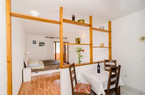 Trstenik Apartment | Apartments Bezek
