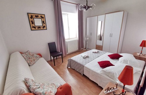 Brna Apartment | Bertie's Lodge