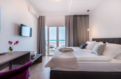 Podstrana Apartment | Beachfront Apartmants Zanic