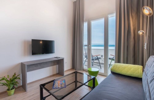 Podstrana Apartment | Beachfront Apartmants Zanic