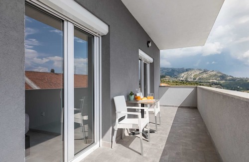 Solin Apartment | Apartments Villa Salona Sky