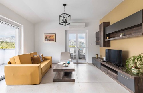 Solin Apartment | Apartments Villa Salona Sky