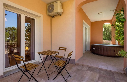 Kastav Apartment | 2 bedroom beautiful apartment in Kastav
