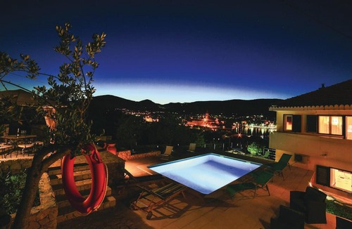 Trogir Apartment | 2 bedroom beautiful apartment in Trogir