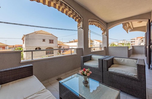 Zadar Apartment | Stunning apartment in Zadar with WiFi