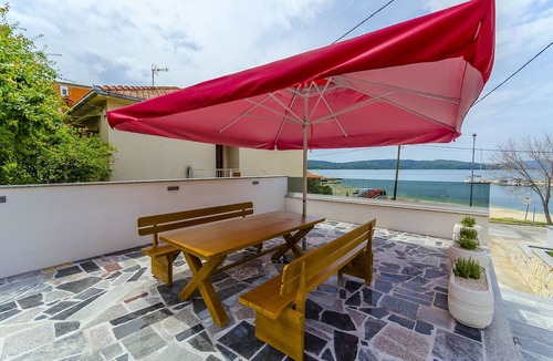 Okrug Gornji Apartment | Apartments Karlo (40351-A1) - Okrug Gornji (Ciovo)