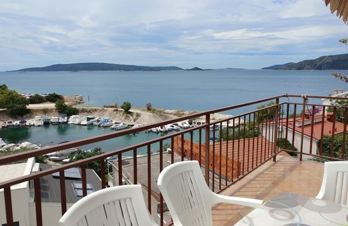 Okrug Donji Apartment | Astramaris Apartments