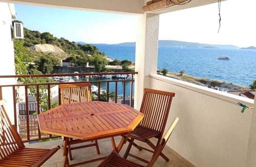 Okrug Donji Apartment | Astramaris Apartments
