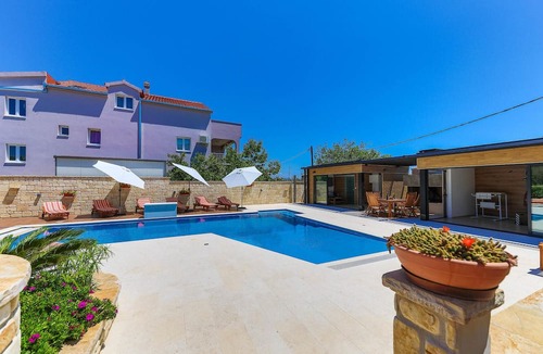 Kastel Stari Apartment | Cozy apartment in Kastel Stari