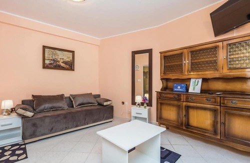 Mihotici Apartment | Cozy apartment in Matulji with WiFi