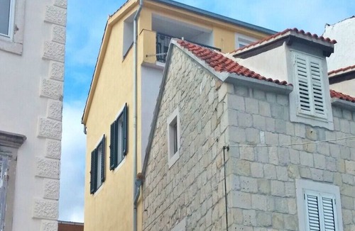 Kastel Novi Apartment | Apartments Frane, (14519), Kaštel Stari, hr